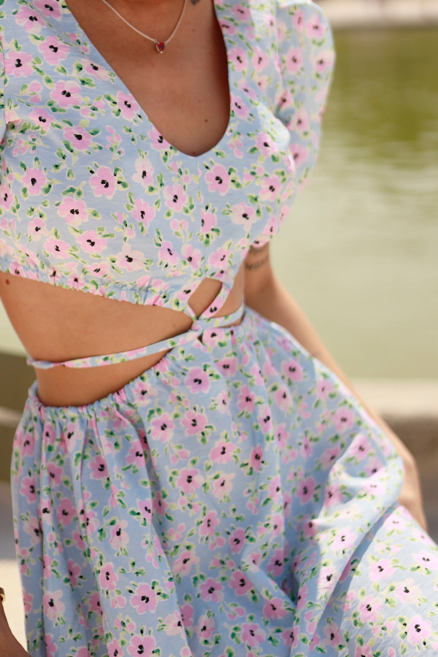 Lily short sleeve floral dress